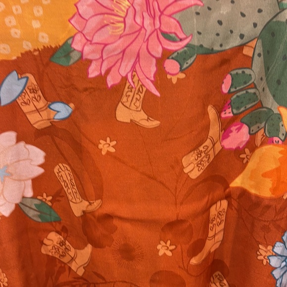 SPELL JOSHUA TREE ROBE BNWT - Picture 5 of 8